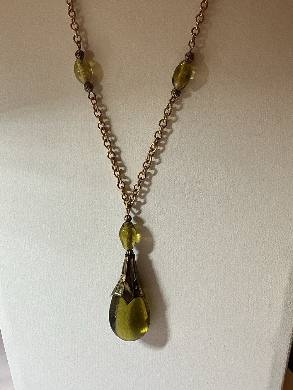 Antique Art Nouveau Lavaliere Pendant Necklace Olive Green Czech Art Glass - Picture 6 of 11